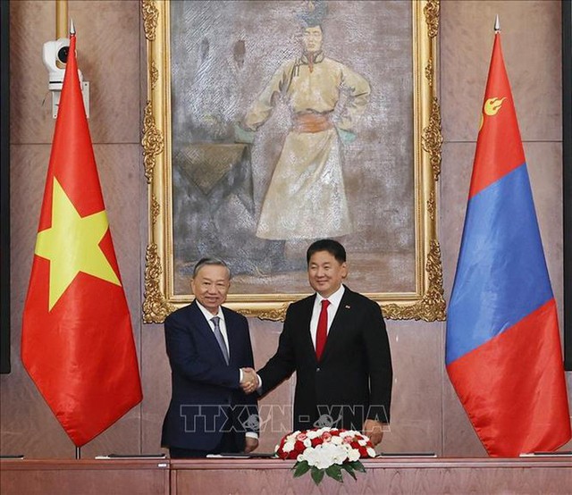 Viet Nam, Mongolia establish comprehensive partnership- Ảnh 1.