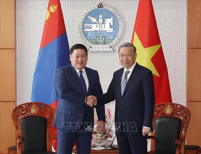 To Lam meets Mongolian Prime Minister, top legislator- Ảnh 1.