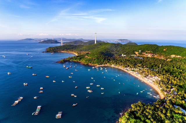 Phu Quoc ranks second among top 10 best islands in Asia: Condé Nast Traveler- Ảnh 1.