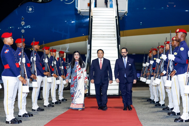 Prime Minister starts official visit to Dominican Republic- Ảnh 1.