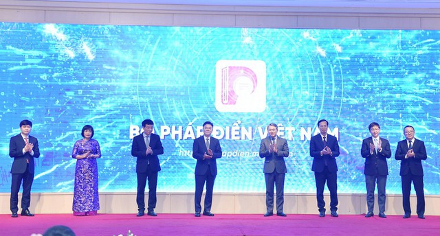 Viet Nam’s law code makes debut- Ảnh 1.