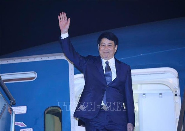 State leader leaves for official visits to Chile, Peru, and APEC Economic Leaders’ Week- Ảnh 1.