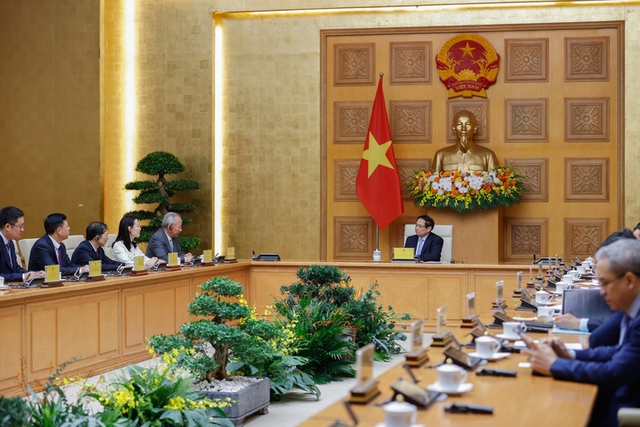 Prime Minister calls on Chinese businesses to join major infrastructure projects in Viet Nam- Ảnh 1.