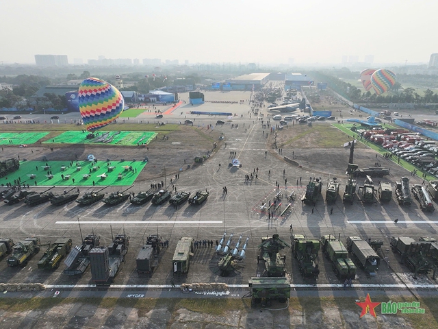 Viet Nam International Defense Expo 2024 opens in Ha Noi- Ảnh 6.