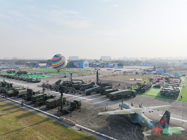 Viet Nam International Defense Expo 2024 opens in Ha Noi- Ảnh 7.