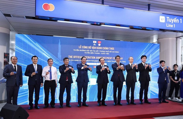 First metro line starts operation in Ho Chi Minh City- Ảnh 1.