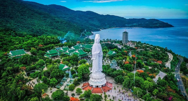 Da Nang becomes third best places to visit in Asia in 2025: Time Out - Ảnh 1.