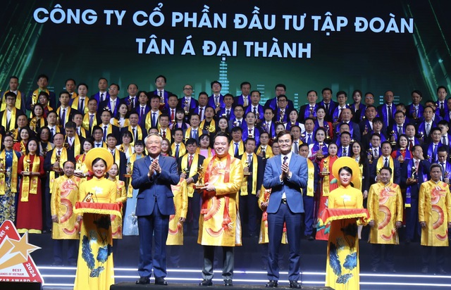 200 enterprises honored with Viet Nam Gold Star Award- Ảnh 1.