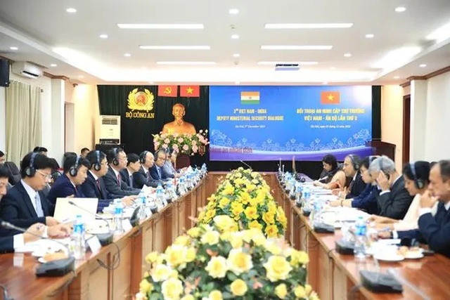 Viet Nam, India hold 3rd security dialogue - Ảnh 1.