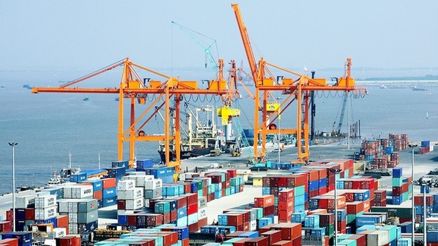 Trade surplus touches US$4.1 billion by mid-February- Ảnh 1.