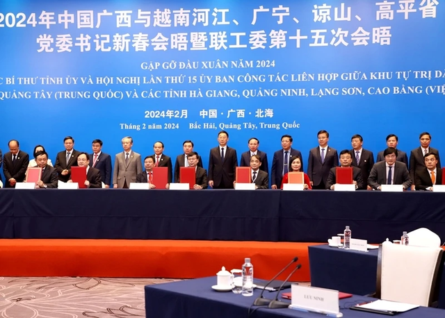 Northern provinces expand cooperation with China's Guangxi province- Ảnh 1.
