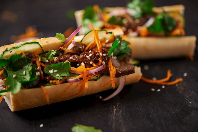 Vietnamese baguette named world's best sandwich- Ảnh 2.