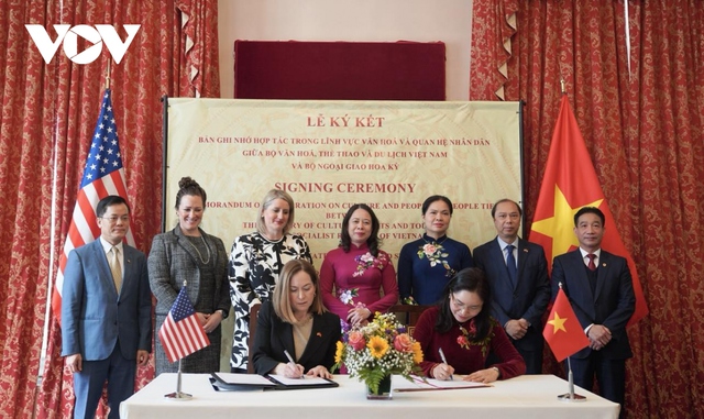 VN, U.S. sign MoU on cultural cooperation- Ảnh 1.