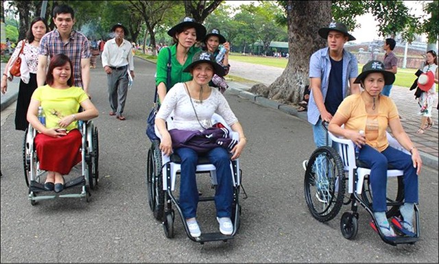 U.S. launches expanded support for persons with disabilities programs in Bac Lieu  - Ảnh 1.