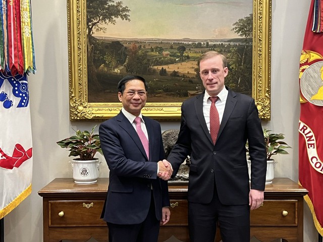Foreign Minister meets U.S. National Security Advisor, USAID Administrator- Ảnh 1.