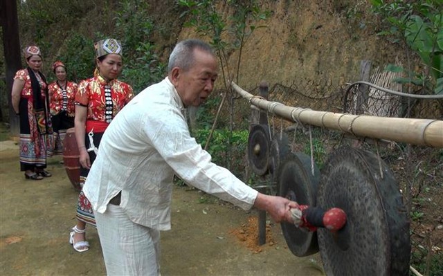 Thai people in Nghe An province preserve their gong culture for future- Ảnh 2.