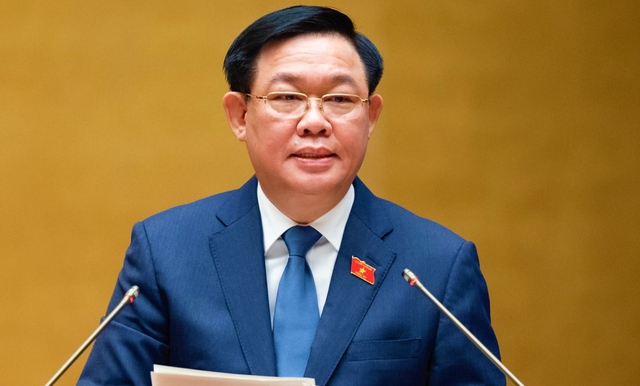 Party Central Committee agrees for top legislator Vuong Dinh Hue to step down- Ảnh 1.