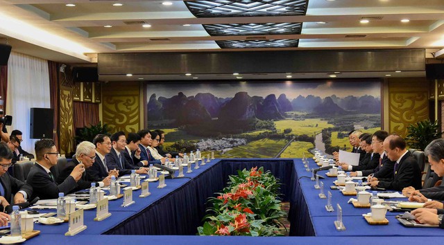 Foreign Minister suggests Guangxi facilitate imports of Viet Nam’s farm produce - Ảnh 1.