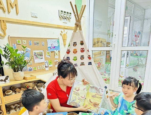 Five-year-old children enjoy tuition exemption from this September- Ảnh 1.
