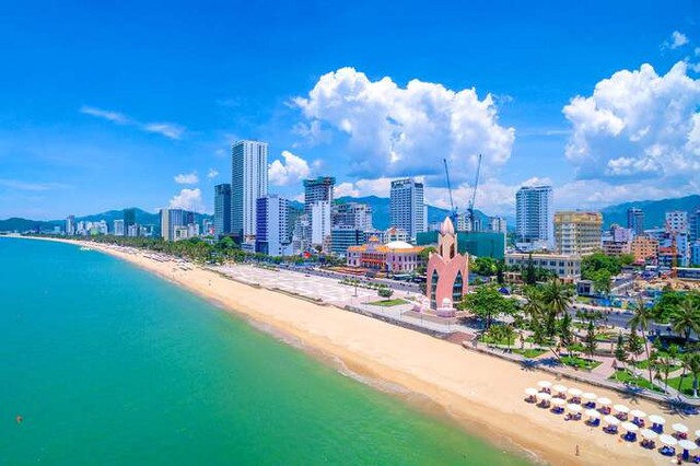 Nha Trang named among world’s top 8 best beach destinations for retirees - Ảnh 1.