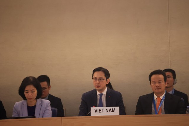 Viet Nam vows to promote human rights- Ảnh 1.