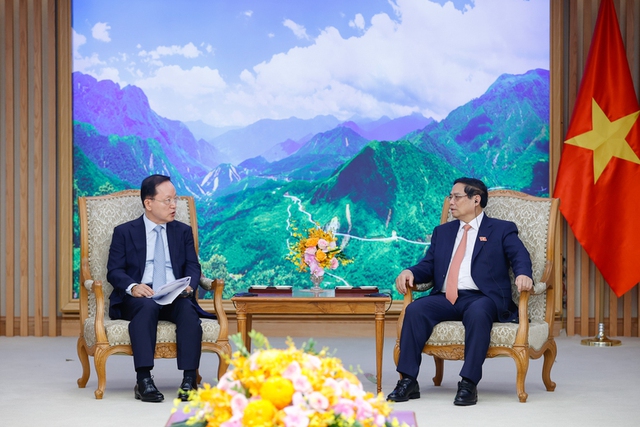 Prime Minister hosts Chief Financial Officer of Samsung- Ảnh 1.