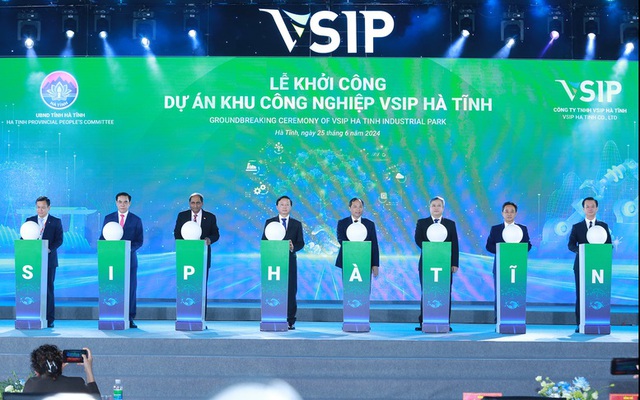 Construction begins on new Viet Nam-Singapore Industrial Park in Ha Tinh - Ảnh 1.