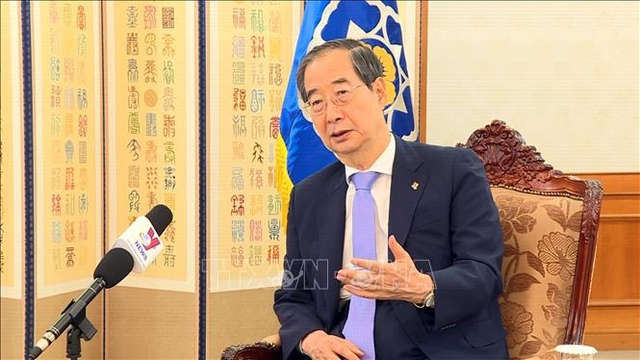 PM's South Korea visit creates new boost for comprehensive strategic partnership- Ảnh 1.
