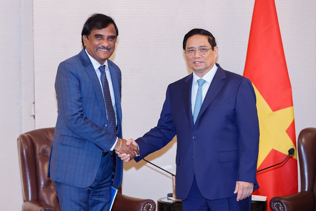 Indian pharmaceutical groups pledge US$4-5 billion investment in Viet Nam- Ảnh 1.