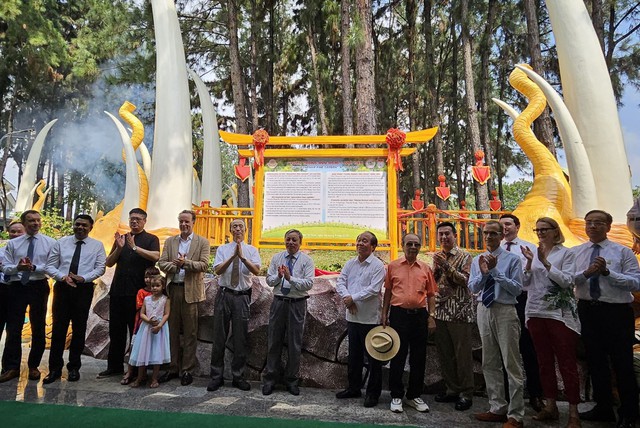 “Friendship Pine garden” inaugurated in HCMC- Ảnh 1.