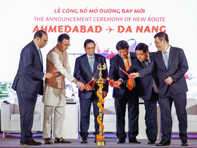 Vietjet announces new Da Nang-Ahmedabad direct air route - Ảnh 1.