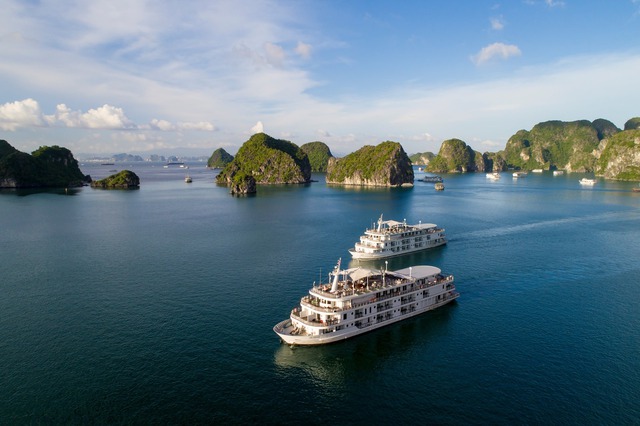 Cruising in Ha Long Bay among 25 world's most exciting experience- Ảnh 1.