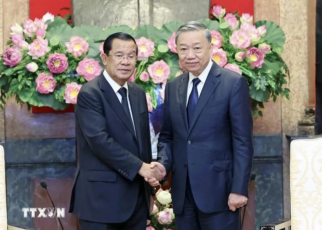 President of Cambodian People’s Party congratulates Party General Secretary, State President To Lam- Ảnh 1.