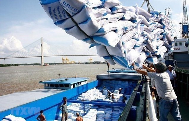 Viet Nam-Philippines trade may reach over US$8 billion in 2024- Ảnh 1.