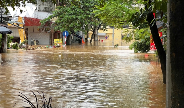 Heavy rains result in unprecedented flooding in Yen Bai- Ảnh 5.