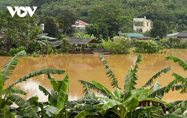 Heavy rains result in unprecedented flooding in Yen Bai- Ảnh 6.