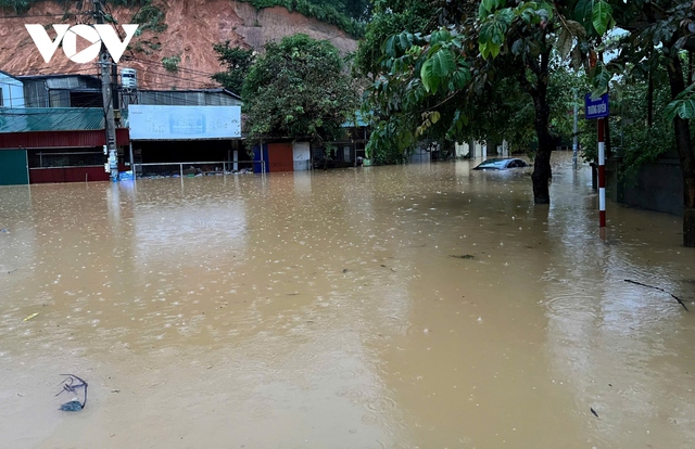 Heavy rains result in unprecedented flooding in Yen Bai- Ảnh 11.