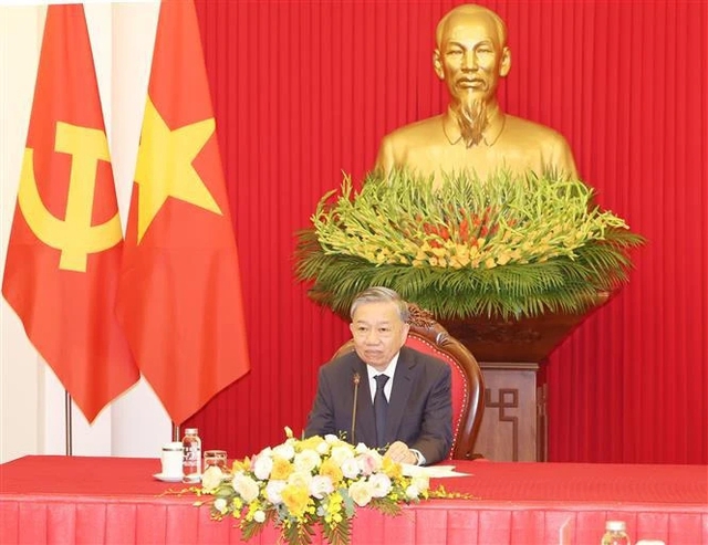 Vietnamese Party chief holds online talks with South Korean President- Ảnh 1.