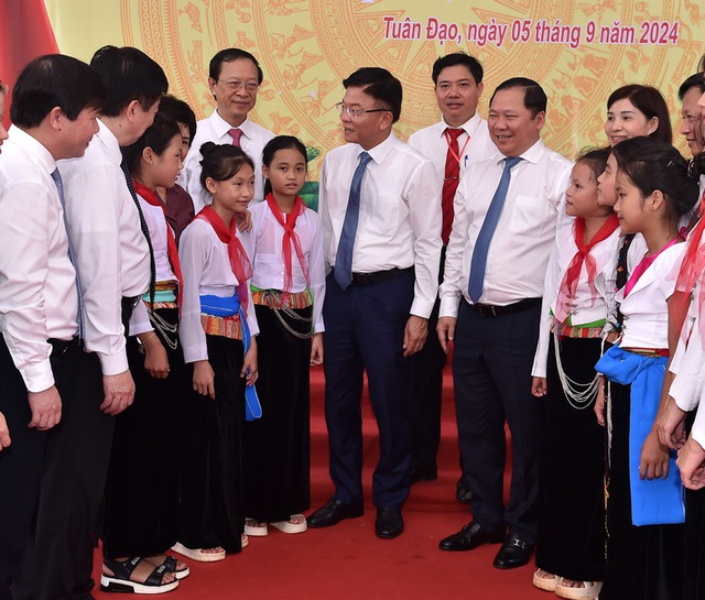 More than 25 million students begin new academic year- Ảnh 3.