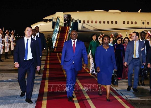 Guinea-Bissau President embarks on official visit to Viet Nam- Ảnh 1.