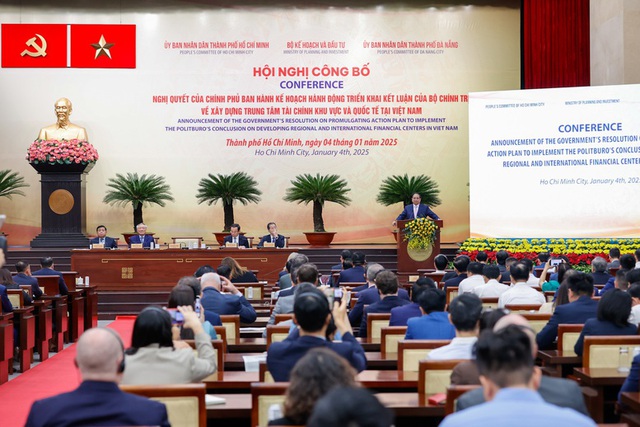 Viet Nam has full conditions to establish international financial centers: Prime Minister - Ảnh 1.