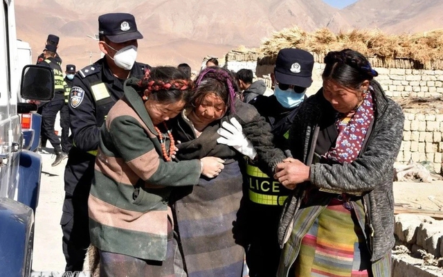 Leaders extend sympathy to Chinese counterparts over major earthquake in Tibet- Ảnh 1.