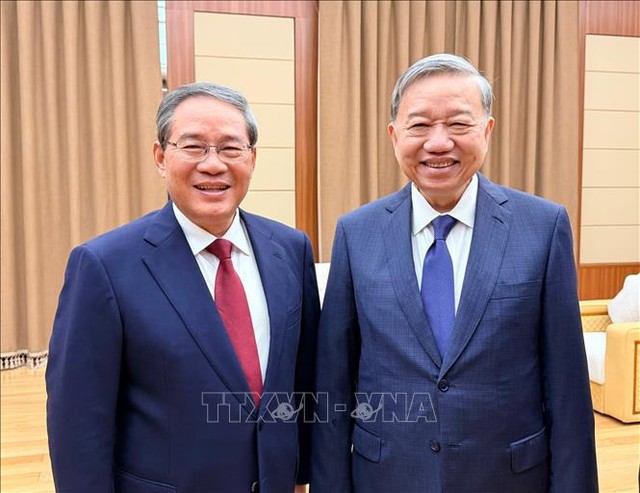Viet Nam, DPRK sign cooperation agreements- Ảnh 2.