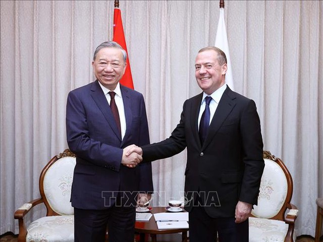 Viet Nam, DPRK sign cooperation agreements- Ảnh 3.