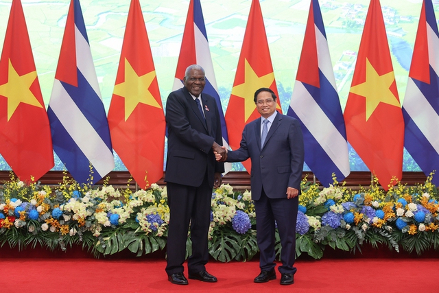 Viet Nam pledges practical support for Cuba- Ảnh 1.