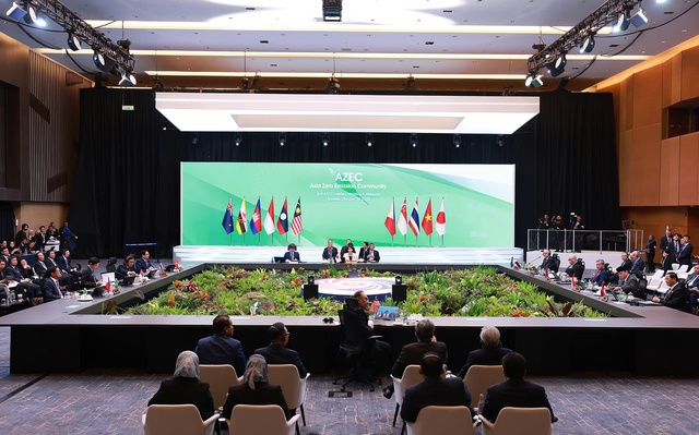 Prime Minister Pham Minh Chinh attends 3rd Asia Zero Emission Community Leaders' Meeting - Ảnh 2. Prime Minister Pham Minh Chinh attends 3rd Asia Zero Emission Community Leaders' Meeting - Ảnh 2.