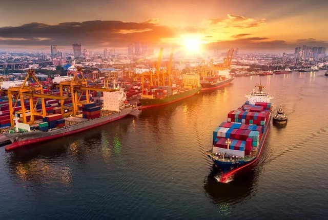 HSBC raises Viet Nam 2025 GDP growth forecast to 7.9%  - Ảnh 1.