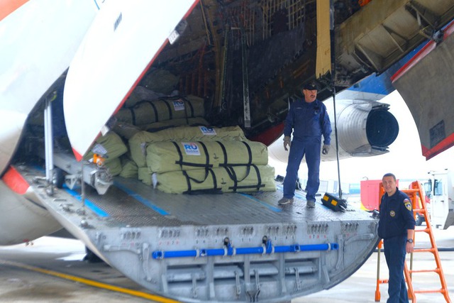 Russia provides emergency aid to flood-affected residents in Hue- Ảnh 1. Russia provides emergency aid to flood-affected residents in Hue- Ảnh 1.