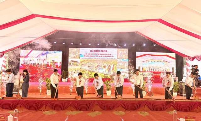 Construction begins on 72 inter-level boarding schools in border communes- Ảnh 8.