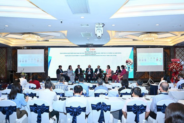 HCMC University of Medicine and Pharmacy develops postgraduate curriculum in vaccinology- Ảnh 1.